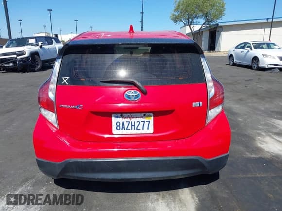 ✅ 2017 Toyota Prius One • VIN: JTDKDTB30H1594830 • Lot: 42271525. Listed on IAAI with 138,270 mi. Free auction sales archive from the USA and detailed vehicle history report at DreamBid. Image 17.