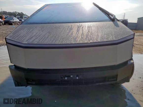 ✅ 2025 Tesla Cybertruck • VIN: 7G2CEHED0SA072971 • Lot: 71168745. Wystawiony na Copart z przebiegiem 14 140 mil. Bezpłatny archiwum sprzedaży aukcyjnych z USA i szczegółowy raport historii pojazdu na DreamBid. Zdjęcie 5.