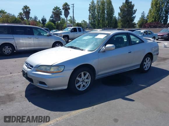 2001 Honda Accord EX с VIN 1HGCG22581A030437, выставлен на аукционе IAAI как лот 42987545 с пробегом 209 617 миль миль и . История ставок и продаж доступна на DreamBid. Изображение 2.