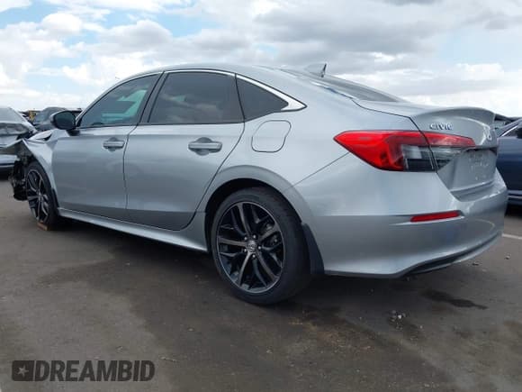 ✅ 2023 Honda Civic LX • VIN: 2HGFE2F28PH548982 • Lot: 43316557. Wystawiony na IAAI z przebiegiem 54 555 mil. Bezpłatny archiwum sprzedaży aukcyjnych z USA i szczegółowy raport historii pojazdu na DreamBid. Zdjęcie 3.