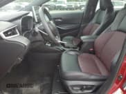 ✅ 2025 Toyota Corolla XSE • VIN: 5YFT4MCE8SP222777 • Lot: 61478435. Wystawiony na Copart z przebiegiem 8 906 mil. Bezpłatny archiwum sprzedaży aukcyjnych z USA i szczegółowy raport historii pojazdu na DreamBid. Zdjęcie 7.