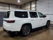 ✅ 2024 Jeep Wagoneer Series III • VIN: 1C4SJVDPXRS175061 • Lot: 53850765. Wystawiony na Copart z przebiegiem 20 474 mil. Bezpłatny archiwum sprzedaży aukcyjnych z USA i szczegółowy raport historii pojazdu na DreamBid. Zdjęcie 3.