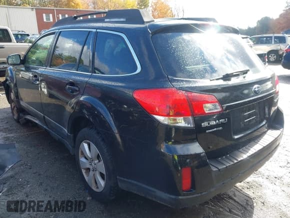 ✅ 2010 Subaru Outback Premium • VIN: 4S4BRBBCXA3326790 • Lot: 43492343. Listed on IAAI with 132,127 mi. Free auction sales archive from the USA and detailed vehicle history report at DreamBid. Image 3.