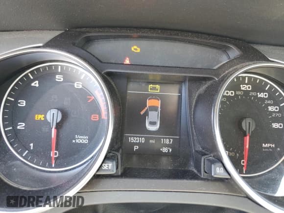 ✅ 2010 Audi A5 Prestige • VIN: WAUVFAFH8AN016407 • Lot: 61216825. Listed on Copart with 152,310 mi. Free auction sales archive from the USA and detailed vehicle history report at DreamBid. Image 9.