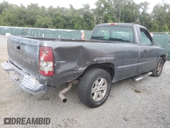 ✅ 2002 Chevrolet Silverado 1500 • VIN: 1GCEC14WX2Z166252 • Лот: 70298844. Опубликован ранее на Copart с пробегом Не указан. Бесплатный доступ к архиву аукционных продаж из США и подробный отчёт об истории автомобиля на DreamBid. Изображение 3.
