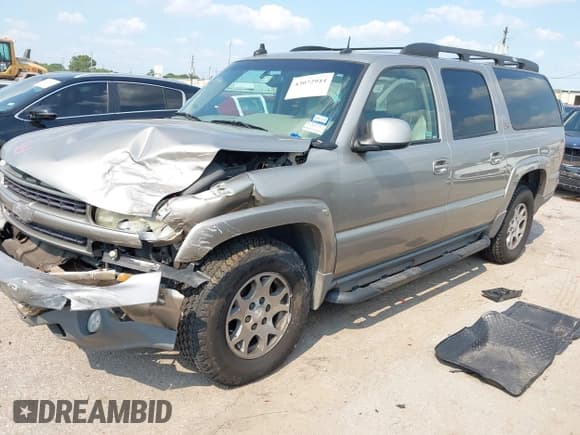 ✅ 2003 Chevrolet Suburban LS • VIN: 3GNFK16Z83G112293 • Лот: 43072944. Опубликован ранее на IAAI с пробегом Не указан. Бесплатный доступ к архиву аукционных продаж из США и подробный отчёт об истории автомобиля на DreamBid. Изображение 2.