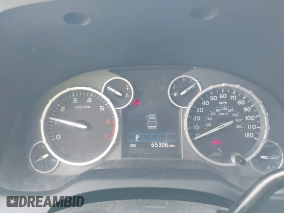 ✅ 2014 Toyota Tundra SR5 • VIN: 5TFDW5F14EX386160 • Lot: 42628551. Listed on IAAI with 65,306 mi. Free auction sales archive from the USA and detailed vehicle history report at DreamBid. Image 7.