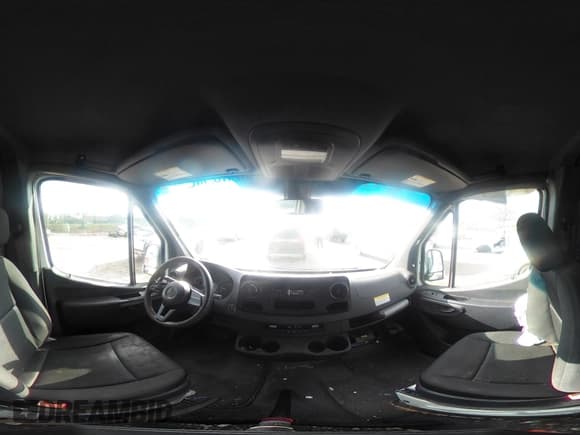 ✅ 2019 Mercedes-Benz Sprinter Cargo • VIN: WD3PF0CD5KT007243 • Lot: 43637337. Wystawiony na IAAI z przebiegiem 109 214 mil. Bezpłatny archiwum sprzedaży aukcyjnych z USA i szczegółowy raport historii pojazdu na DreamBid. Zdjęcie 23.