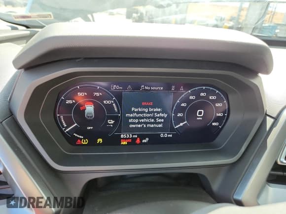 ✅ 2024 Audi Q4 e-tron Premium Plus • VIN: WA1LUBFZ4RP038025 • Лот: 80368855. Опубликован ранее на Copart с пробегом 8 533 миль. Бесплатный доступ к архиву аукционных продаж из США и подробный отчёт об истории автомобиля на DreamBid. Изображение 9.