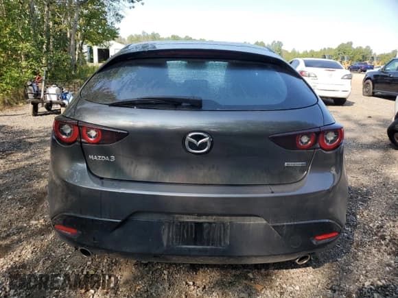 ✅ 2025 Mazda 3 S Preferred • VIN: JM1BPALM8S1764006 • Лот: 71498955. Опубликован ранее на Copart с пробегом 15 720 миль. Бесплатный доступ к архиву аукционных продаж из США и подробный отчёт об истории автомобиля на DreamBid. Изображение 6.