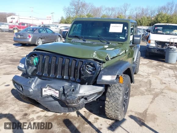 ✅ 2020 Jeep Wrangler Unlimited Sport S • VIN: 1C4HJXDG9LW328034 • Lot: 41808054. Wystawiony na IAAI z przebiegiem 48 781 mil. Bezpłatny archiwum sprzedaży aukcyjnych z USA i szczegółowy raport historii pojazdu na DreamBid. Zdjęcie 17.