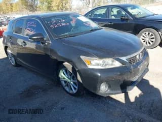 ✅ 2012 Lexus CT 200h Premium • VIN: JTHKD5BH1C2116568 • Lot: 43552526. Wystawiony na IAAI z przebiegiem 166 790 mil. Bezpłatny archiwum sprzedaży aukcyjnych z USA i szczegółowy raport historii pojazdu na DreamBid. Zdjęcie 1.