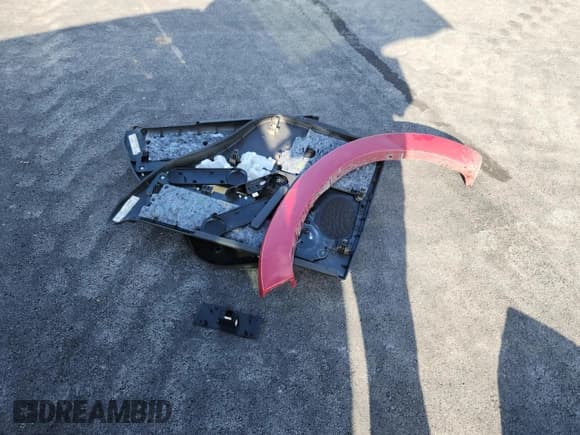 ✅ 2010 Ford Explorer XLT • VIN: 1FMEU7DEXAUA97027 • Lot: 93079405. Wystawiony na Copart z przebiegiem 99 108 mil. Bezpłatny archiwum sprzedaży aukcyjnych z USA i szczegółowy raport historii pojazdu na DreamBid. Zdjęcie 13.