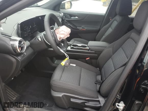 ✅ 2025 Chevrolet Equinox FWD LT • VIN: 3GNAXHEG4SL327647 • Lot: 58430895. Wystawiony na Copart z przebiegiem 181 mil. Bezpłatny archiwum sprzedaży aukcyjnych z USA i szczegółowy raport historii pojazdu na DreamBid. Zdjęcie 7.