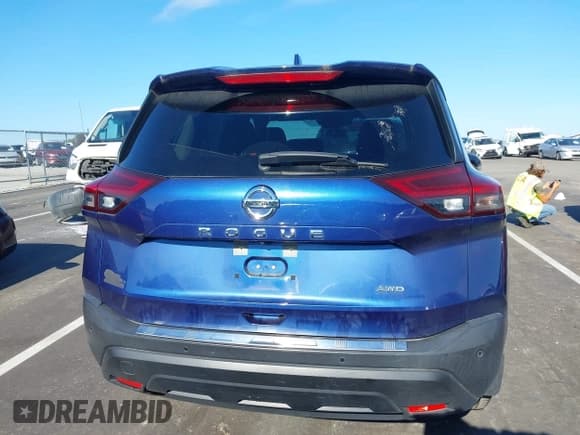 ✅ 2021 Nissan Rogue S • VIN: JN8AT3AB5MW228614 • Лот: 43212037. Опубликован ранее на IAAI с пробегом 107 385 миль. Бесплатный доступ к архиву аукционных продаж из США и подробный отчёт об истории автомобиля на DreamBid. Изображение 17.