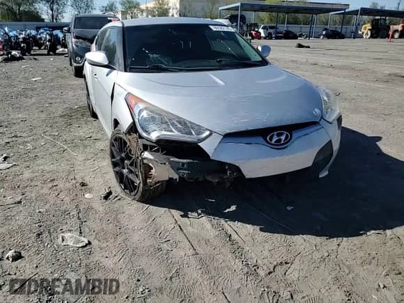 2016 Hyundai Veloster z VIN KMHTC6ADXGU280243, wystawiony jako Copart lot #80582145 z przebiegiem Nie podano mil oraz Szkoda całkowita • Salvage title. Historia ofert i sprzedaży dostępna na DreamBid. Obrazek 14.