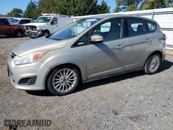 ✅ 2015 Ford C-Max SE • VIN: 1FADP5AU5FL111961 • Lot: 82557345. Wystawiony na Copart z przebiegiem 129 541 mil. Bezpłatny archiwum sprzedaży aukcyjnych z USA i szczegółowy raport historii pojazdu na DreamBid. Zdjęcie 1.