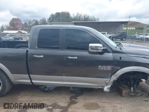 ✅ 2014 Ram 1500 Laramie • VIN: 1C6RR7JT3ES296343 • Лот: 43497339. Опубликован ранее на IAAI с пробегом 73 881 миль. Бесплатный доступ к архиву аукционных продаж из США и подробный отчёт об истории автомобиля на DreamBid. Изображение 13.
