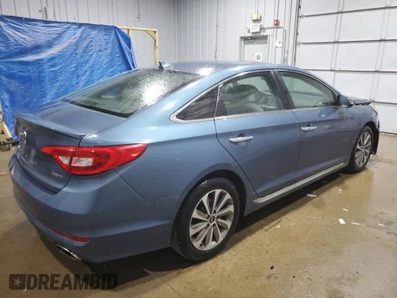 2015 Hyundai Sonata Sport с VIN 5NPE34AF9FH086217, выставлен на аукционе Copart как лот 61903775 с пробегом 92 994 миль миль и Списание • Salvage title. История ставок и продаж доступна на DreamBid. Изображение 3.
