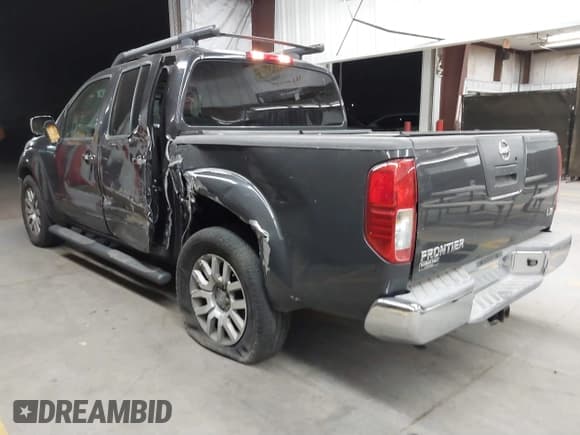 ✅ 2010 Nissan Frontier SE • VIN: 1N6AD0ER1AC422386 • Lot: 40995307. Wystawiony na IAAI z przebiegiem 195 742 mil. Bezpłatny archiwum sprzedaży aukcyjnych z USA i szczegółowy raport historii pojazdu na DreamBid. Zdjęcie 3.