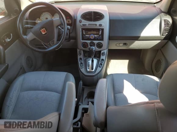 ✅ 2005 Saturn VUE • VIN: 5GZCZ53465S807387 • Lot: 79765404. Wystawiony na Copart z przebiegiem 163 839 mil. Bezpłatny archiwum sprzedaży aukcyjnych z USA i szczegółowy raport historii pojazdu na DreamBid. Zdjęcie 8.