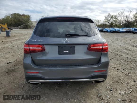 ✅ 2017 Mercedes-Benz GLC 300 • VIN: WDC0G4KB7HF123802 • Lot: 90596245. Wystawiony na Copart z przebiegiem 100 995 mil. Bezpłatny archiwum sprzedaży aukcyjnych z USA i szczegółowy raport historii pojazdu na DreamBid. Zdjęcie 6.