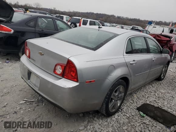 ✅ 2010 Chevrolet Malibu 2LT • VIN: 1G1ZD5EB5AF182367 • Lot: 82294144. Listed on Copart with 140,792 mi. Free auction sales archive from the USA and detailed vehicle history report at DreamBid. Image 3.