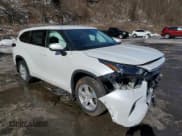 ✅ 2022 Toyota Highlander LE • VIN: 5TDBZRBHXNS251845 • Lot: 45867085. Listed on Copart with 50,472 mi. Free auction sales archive from the USA and detailed vehicle history report at DreamBid. Image 4.