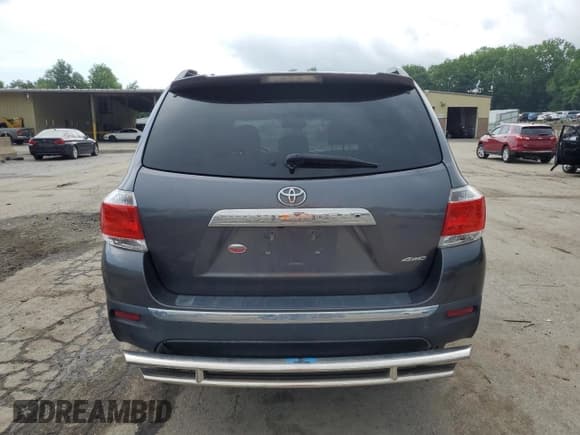 ✅ 2013 Toyota Highlander Limited • VIN: 5TDDK3EH3DS248533 • Lot: 61144445. Listed on Copart with 90,230 mi. Free auction sales archive from the USA and detailed vehicle history report at DreamBid. Image 6.