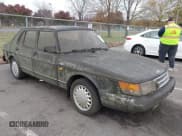 ✅ 1992 Saab 900 • VIN: YS3AK45E8N2018020 • Lot: 43470904. Wystawiony na IAAI z przebiegiem 10 427 mil. Bezpłatny archiwum sprzedaży aukcyjnych z USA i szczegółowy raport historii pojazdu na DreamBid. Zdjęcie 1.