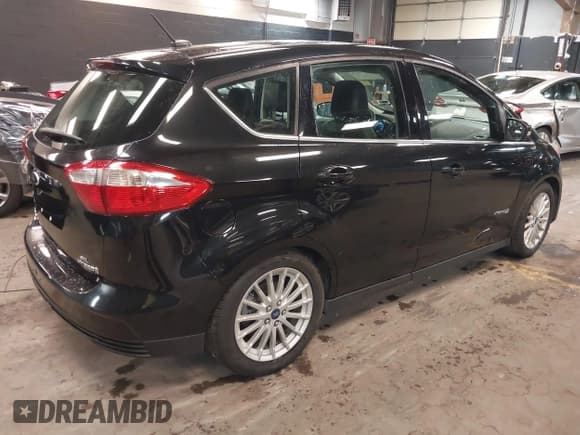 ✅ 2013 Ford C-Max SEL • VIN: 1FADP5BU6DL525844 • Лот: 42354579. Опубликован ранее на IAAI с пробегом 117 058 миль. Бесплатный доступ к архиву аукционных продаж из США и подробный отчёт об истории автомобиля на DreamBid. Изображение 4.