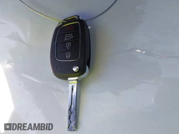 2016 Hyundai Tucson Limited z VIN KM8J33A2XGU047015, wystawiony jako IAAI lot #42629934 z przebiegiem 114 743 mil mil oraz . Historia ofert i sprzedaży dostępna na DreamBid. Obrazek 11.