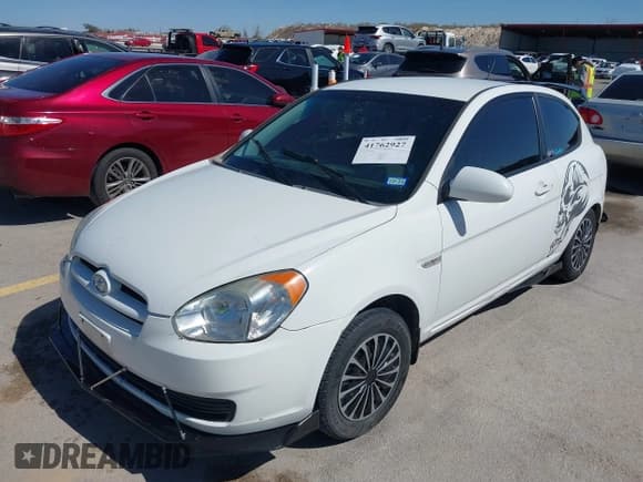 ✅ 2007 Hyundai Accent GS • VIN: KMHCM36C47U050161 • Лот: 41762927. Опубликован ранее на IAAI с пробегом 111 684 миль. Бесплатный доступ к архиву аукционных продаж из США и подробный отчёт об истории автомобиля на DreamBid. Изображение 2.
