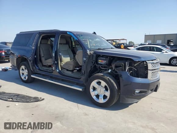 ✅ 2018 Chevrolet Suburban LT • VIN: 1GNSCHKC9JR217766 • Lot: 75172934. Wystawiony na Copart z przebiegiem 86 693 mil. Bezpłatny archiwum sprzedaży aukcyjnych z USA i szczegółowy raport historii pojazdu na DreamBid. Zdjęcie 4.