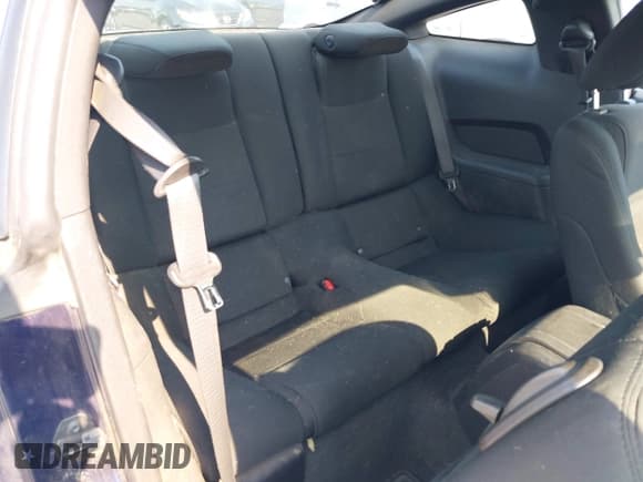 ✅ 2011 Ford Mustang V6 • VIN: 1ZVBP8AM9B5138207 • Lot: 42565744. Listed on IAAI with 154,151 mi. Free auction sales archive from the USA and detailed vehicle history report at DreamBid. Image 8.