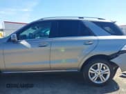 ✅ 2013 Mercedes-Benz M 350 • VIN: 4JGDA5HB5DA249827 • Lot: 43498124. Wystawiony na IAAI z przebiegiem 133 944 mil. Bezpłatny archiwum sprzedaży aukcyjnych z USA i szczegółowy raport historii pojazdu na DreamBid. Zdjęcie 15.