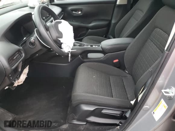 ✅ 2025 Honda HR-V LX • VIN: 3CZRZ2H30SM102853 • Lot: 90977125. Listed on Copart with 15,445 mi. Free auction sales archive from the USA and detailed vehicle history report at DreamBid. Image 7.