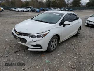 ✅ 2018 Chevrolet Cruze LS • VIN: 1G1BB5SM2J7211010 • Lot: 47456055. Listed on Copart with 83,325 mi. Free auction sales archive from the USA and detailed vehicle history report at DreamBid. Image 1.