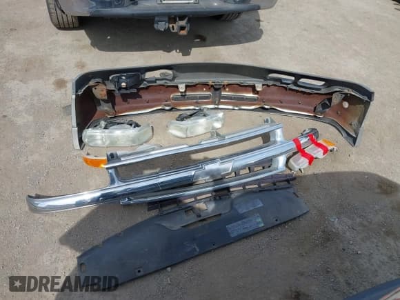 ✅ 2003 Chevrolet Tahoe LS • VIN: 1GNEK13T43J153854 • Лот: 41755537. Опубликован ранее на IAAI с пробегом Не указан. Бесплатный доступ к архиву аукционных продаж из США и подробный отчёт об истории автомобиля на DreamBid. Изображение 12.