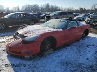 2009 Chevrolet Corvette 1LT z VIN 1G1YY25W195113162, wystawiony jako Copart lot #41819275 z przebiegiem Nie podano mil oraz Szkoda całkowita • Salvage title. Historia ofert i sprzedaży dostępna na DreamBid. Obrazek 1.