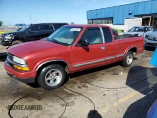 ✅ 2001 Chevrolet S-10 LS • VIN: 1GCCS19W018103247 • Лот: 65711065. Опубликован ранее на Copart с пробегом 126 088 миль. Бесплатный доступ к архиву аукционных продаж из США и подробный отчёт об истории автомобиля на DreamBid. Изображение 1.