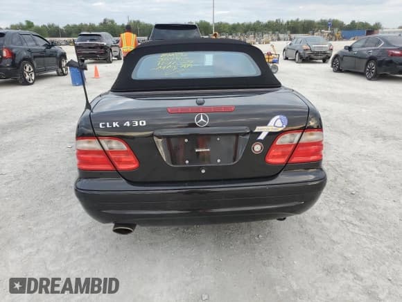 ✅ 2003 Mercedes-Benz CLK 430 • VIN: WDBLK70G83T131028 • Лот: 81419254. Опубликован ранее на Copart с пробегом 77 463 миль. Бесплатный доступ к архиву аукционных продаж из США и подробный отчёт об истории автомобиля на DreamBid. Изображение 6.