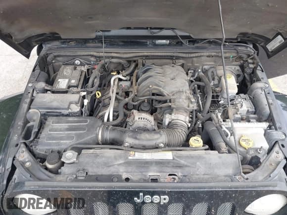 ✅ 2012 Jeep Wrangler Arctic • VIN: 1C4AJWBG0CL111472 • Lot: 42414407. Listed on IAAI with 129,100 mi. Free auction sales archive from the USA and detailed vehicle history report at DreamBid. Image 10.