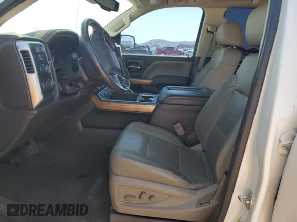 ✅ 2015 Chevrolet Silverado 1500 LTZ • VIN: 3GCUKSEJ2FG333684 • Лот: 52302485. Опубликован ранее на Copart с пробегом 53 932 миль. Бесплатный доступ к архиву аукционных продаж из США и подробный отчёт об истории автомобиля на DreamBid. Изображение 7.