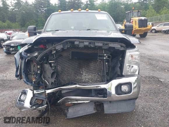 ✅ 2014 Ford F-250 XL • VIN: 1FT7W2B66EEB15805 • Лот: 42634040. Опубликован ранее на IAAI с пробегом 95 740 миль. Бесплатный доступ к архиву аукционных продаж из США и подробный отчёт об истории автомобиля на DreamBid. Изображение 12.