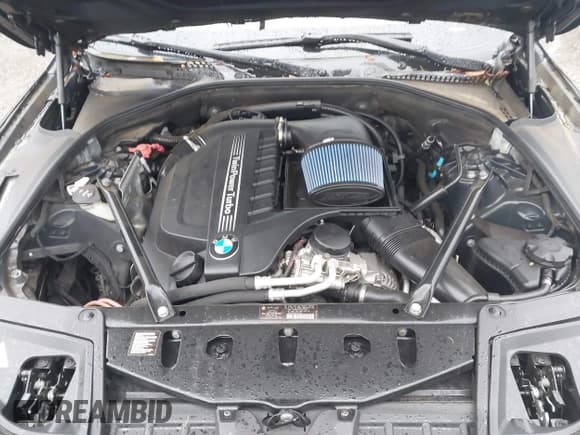 ✅ 2012 BMW 5 Series 535i • VIN: WBAFR7C58CC810928 • Lot: 43591055. Listed on IAAI with 192,223 mi. Free auction sales archive from the USA and detailed vehicle history report at DreamBid. Image 10.