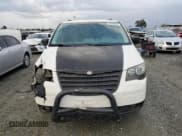 ✅ 2010 Chrysler Town & Country Touring • VIN: 2A4RR5D1XAR491546 • Лот: 92669025. Опубликован ранее на Copart с пробегом 161 671 миль. Бесплатный доступ к архиву аукционных продаж из США и подробный отчёт об истории автомобиля на DreamBid. Изображение 5.