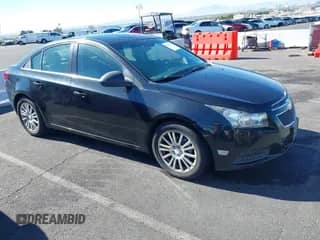 2011 Chevrolet Cruze LS z VIN 1G1PC5SH9B7162976, wystawiony jako IAAI lot #43546401 z przebiegiem 189 678 mil mil oraz . Historia ofert i sprzedaży dostępna na DreamBid. Obrazek 1.