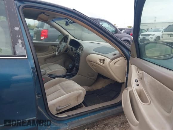 ✅ 2002 Oldsmobile Alero GL1 • VIN: 1G3NL52F42C243372 • Лот: 43116933. Опубликован ранее на IAAI с пробегом 146 980 миль. Бесплатный доступ к архиву аукционных продаж из США и подробный отчёт об истории автомобиля на DreamBid. Изображение 5.