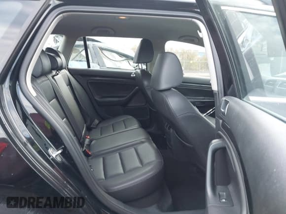 ✅ 2012 Volkswagen Jetta SE • VIN: 3VWPP7AJ8CM617753 • Lot: 43621126. Listed on IAAI with 81,866 mi. Free auction sales archive from the USA and detailed vehicle history report at DreamBid. Image 8.